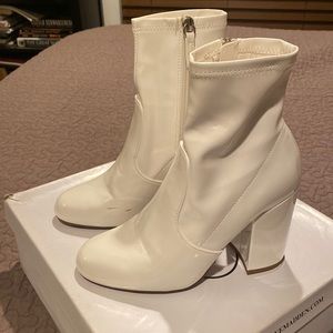 Steve Madden white patent boots